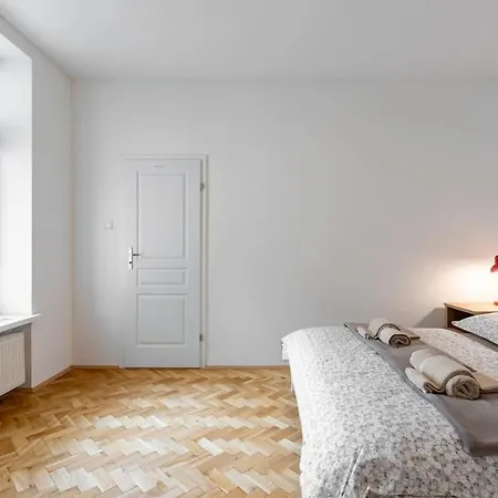 Apartament Urban Oasis Near Park And Center